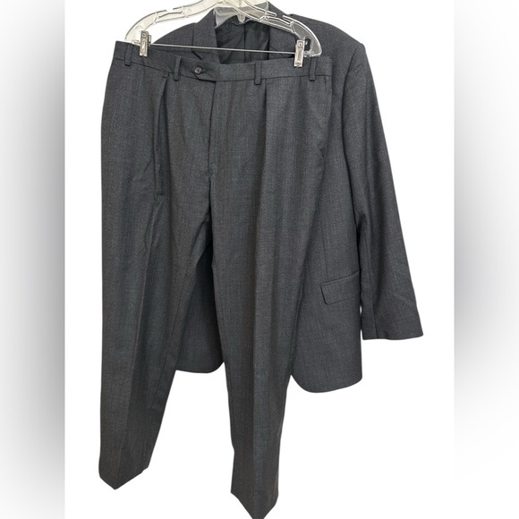 Lauren Ralph Lauren Dark Gray Suit 48R 36W